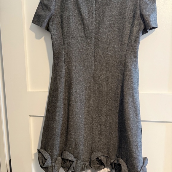 Wool tweed dress with floral apliques - Picture 3 of 3